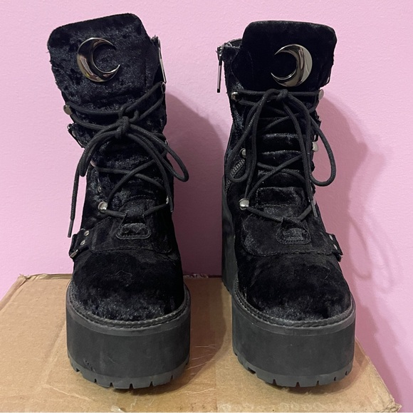 Rare velvet broom rider Killstar platform boots goth gothic vampire whimsygoth - Picture 2 of 9